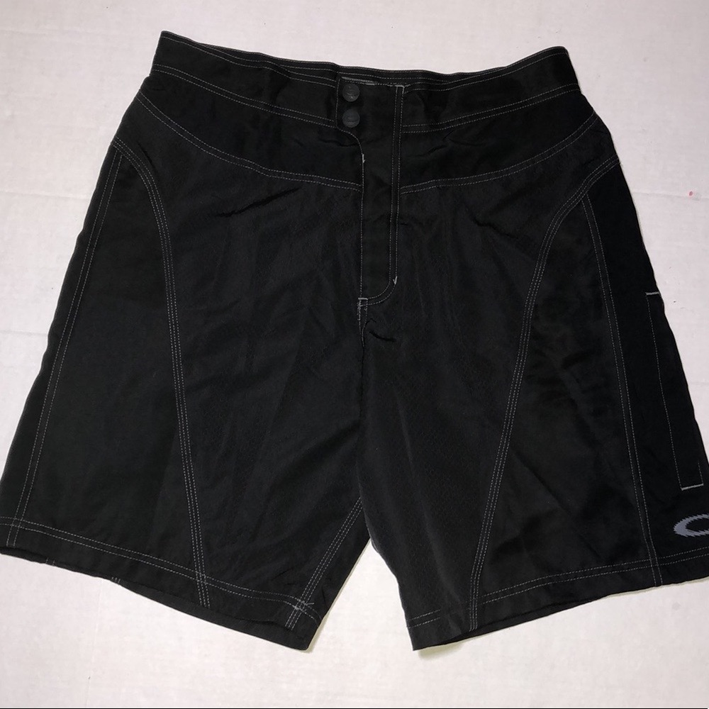 Men’s Oakley Black Board Shorts 34 - Picture 8 of 16